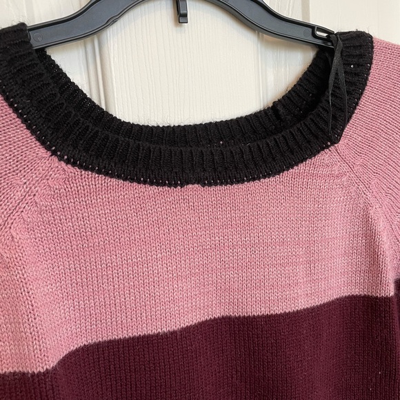 RD Style Colorblock sweater - Picture 2 of 4